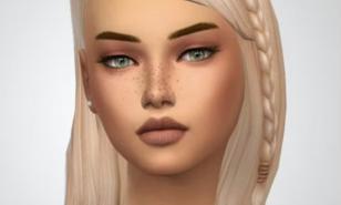 A beautiful sim with modded hair and makeup.